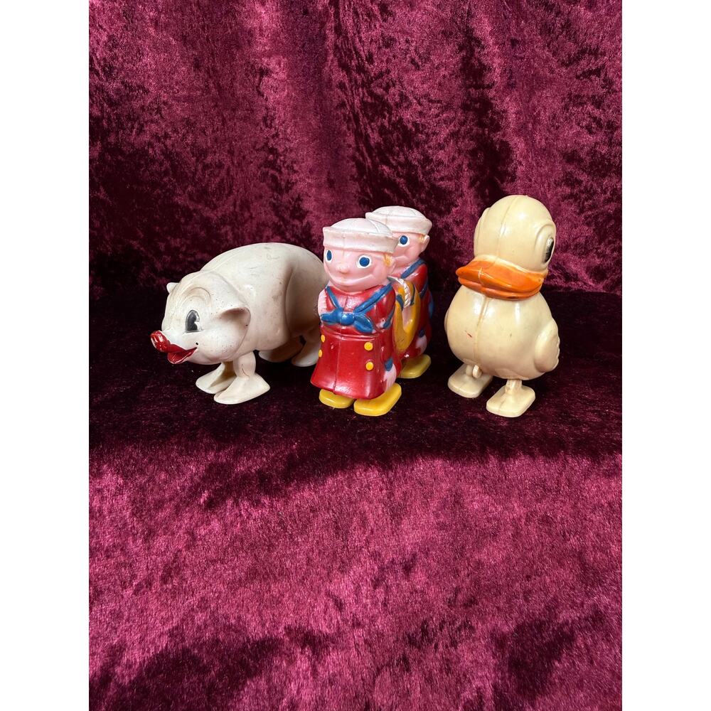 Vintage Ramp Walker Plastic Toy Set – Duck Sailor Piggy Kitsch Novelty Lot